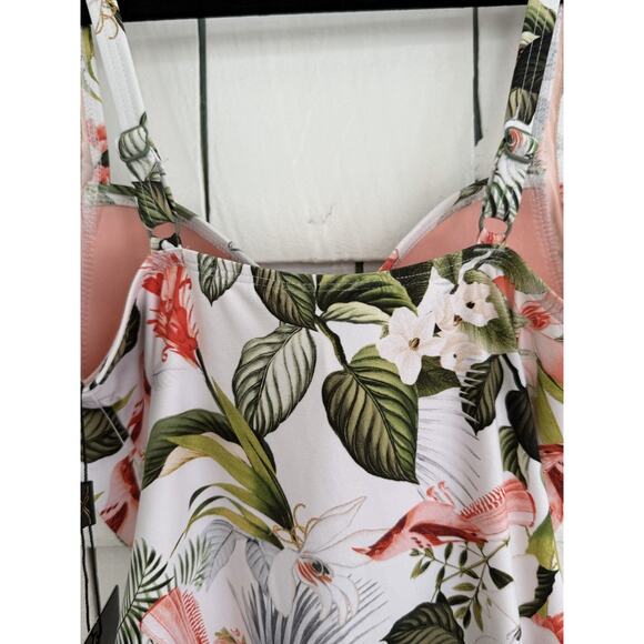 Nip Tuck Swim Women's Sz 6 One Piece Swimsuit Multifit Cup Tropical Floral Print - Picture 5 of 11